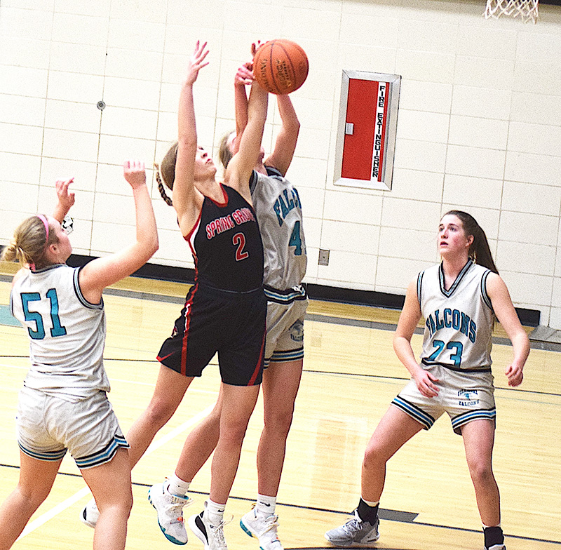 Lion girls fade late in loss at St. Charles
