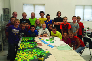 Fillmore County Journal - Where Fillmore County News Comes First - Fillmore Central Students help paint Preston Mural