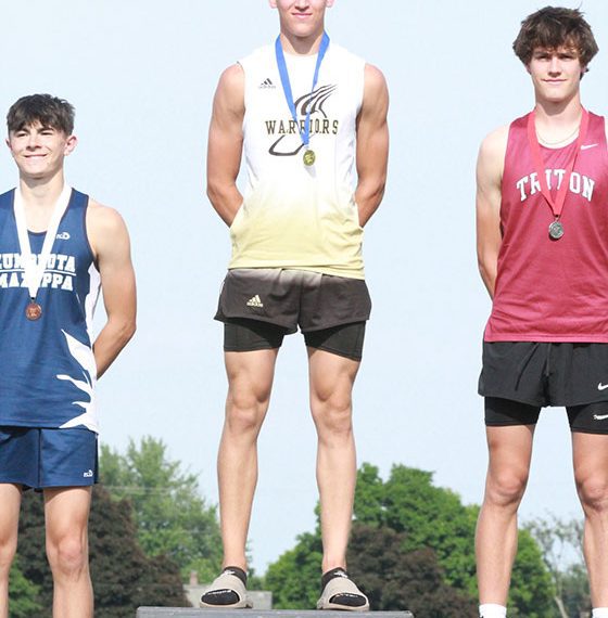 Cal/SG sends eight to state track meet