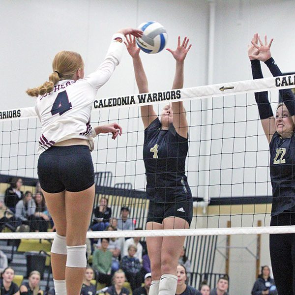 Volleyball: #4 Gophers Storm Past #3 Warriors, Seize Control of TRC