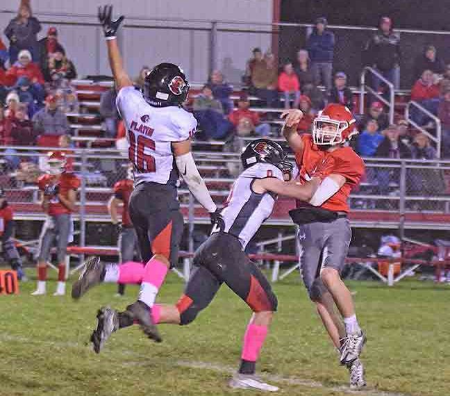 Football: Lions Hang on Late, Edge Hurricanes, 20-18