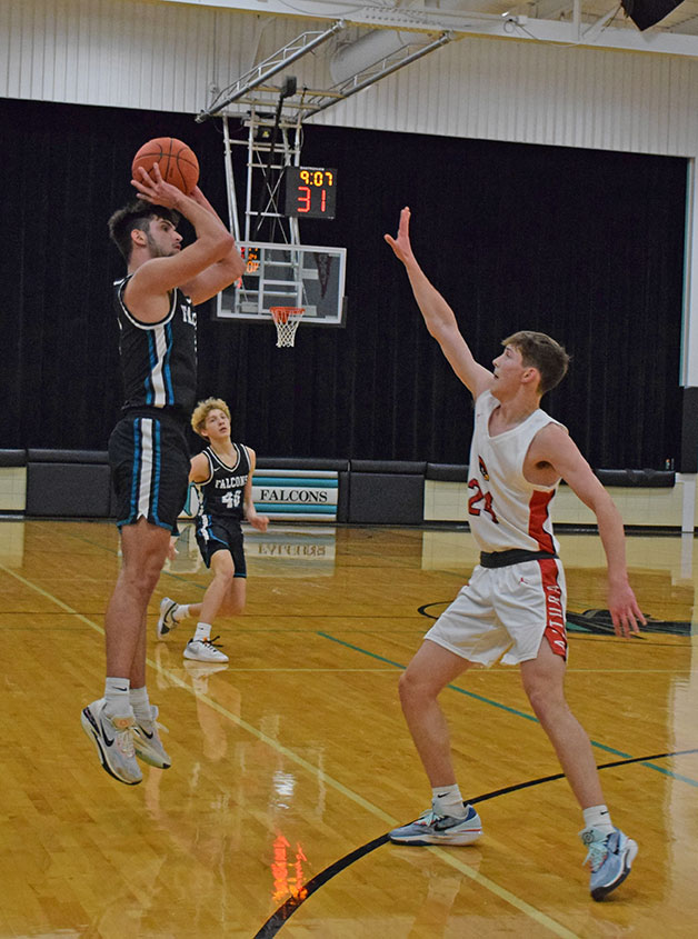 Fillmore Central's Luke Hellickson Shooting vs Cardinals