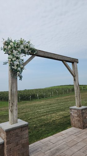 Wooden arch outside Pinter's Event Center