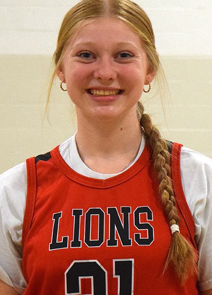 Kinley Soiney Leads Spring Grove Girls Past Kenyon-Wanamingo