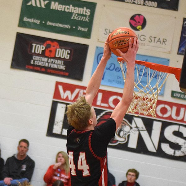 Spring Grove boys bury Burros early