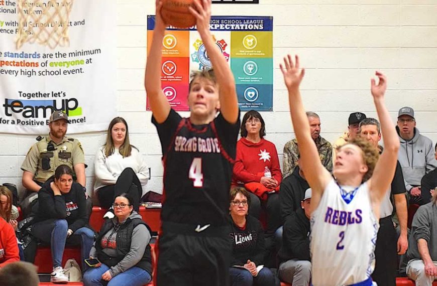Spring Grove Boys Stunned by Southland Buzzer-Beater