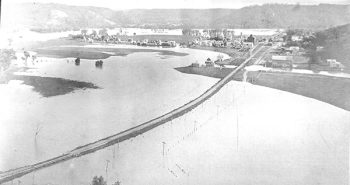 1901 flood, take from a bluff north of Peterson.