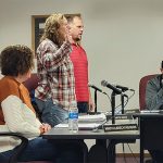 Kathryn Wade and Joe Cullen take the oath of office to become city council members. Photo by Hannah Wingert