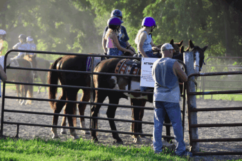Parents are a very important part of the Fillmore County 4-H Horse Project. Photo by Charlene Corson Selbee
