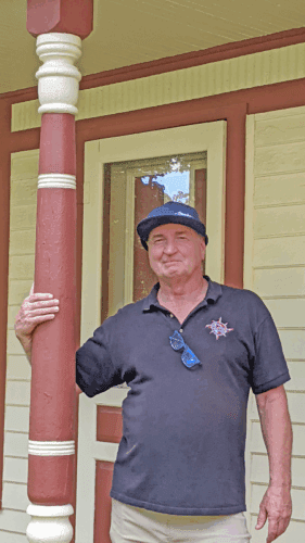 Once a first-person interpreter at Historic Forestville, John Grabko, president and founder of Historic Adventure Travel Tours, explained the richness of pioneer life to those experiencing the Ghost Towns of Southeastern Minnesota day trip. Photo by SimplyMary