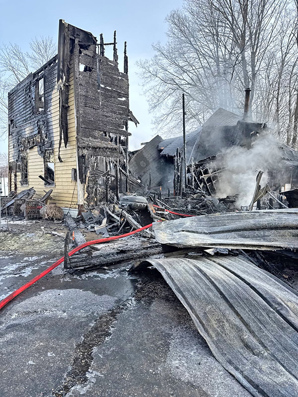 An early morning fire on January 21 took the life of one person and injured another. Photo courtesy of Houston County Sheriff’s Office
