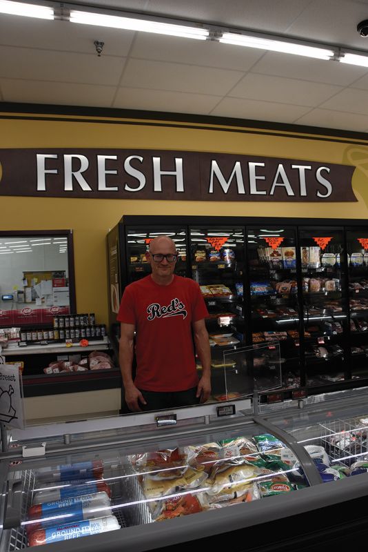 Red’s IGA is known for its qaulity meat department. Owner Wynn Nies will continue offering the same quality to his customers. Photo by Charlene Corson Selbee