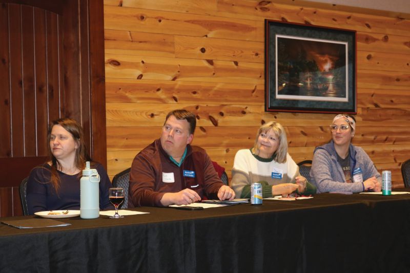 LACC board members listen to the speakers during the LACC Annual Meeting held at Cedar Valley Resort in Whalan, Minn. Photo by Barb Jeffers