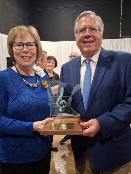 Director Carmen Narveson and Library Manager Jerel Nielsen with their trophy. Photo submitted