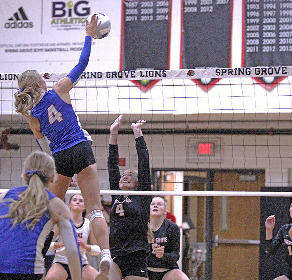 Volleyball: Cougars Sweep SG and L/P, Take Control of SEC-East